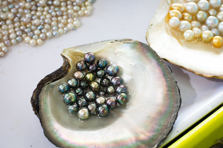 June Birthstone, Pearl Crystals Meaning, Gemini